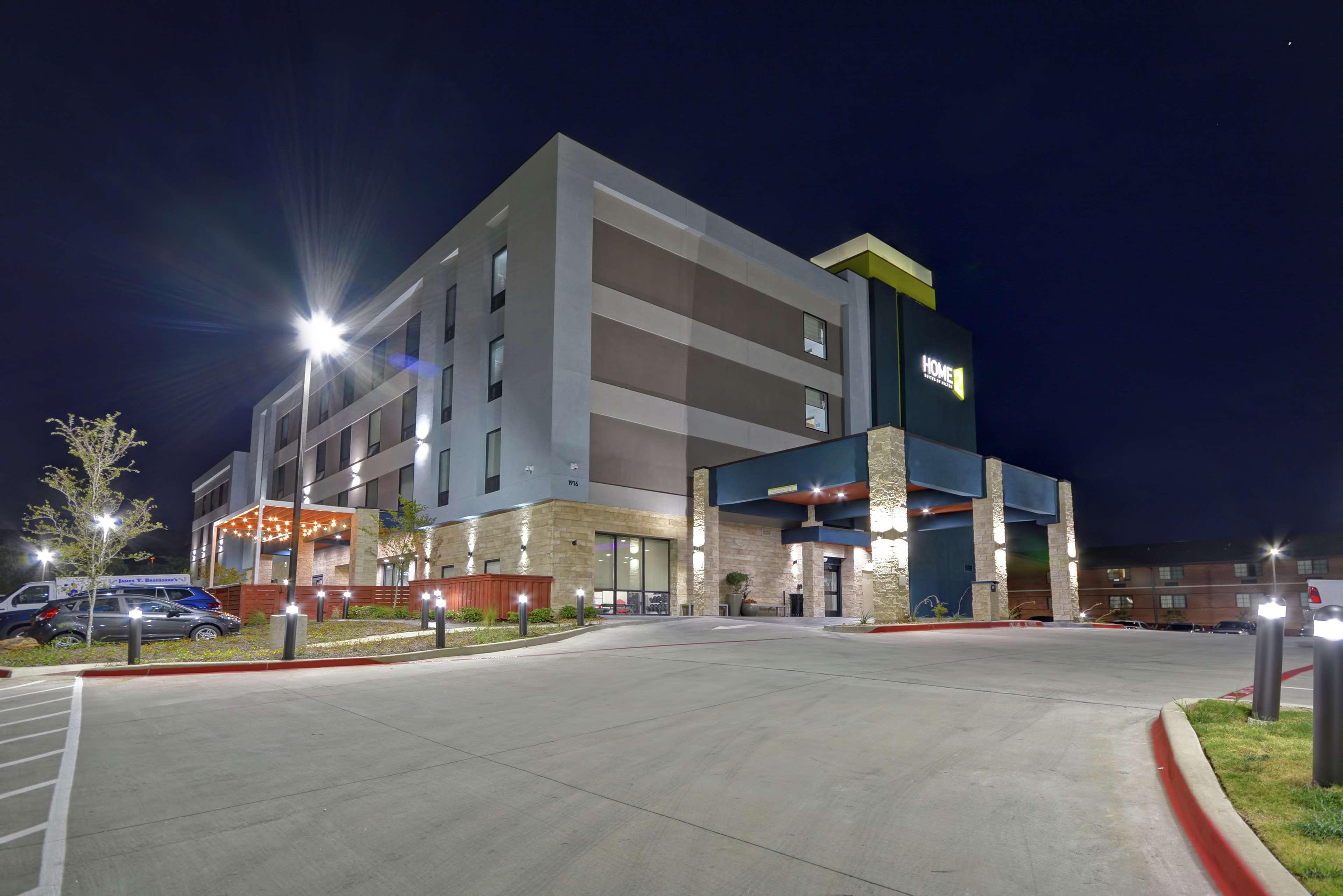 Home2 Suites By Hilton Bedford Dfw West Extérieur photo